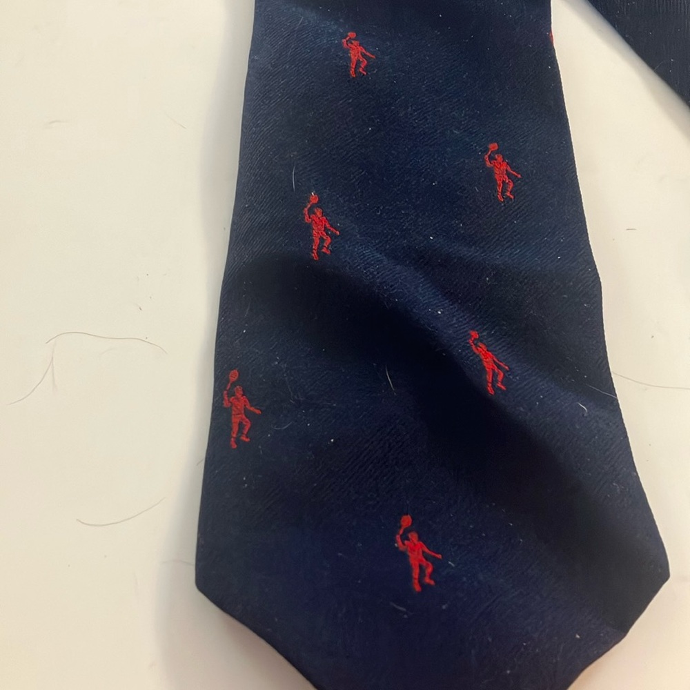 FINAL MARKDOWN London tennis enthusiast vintage tie